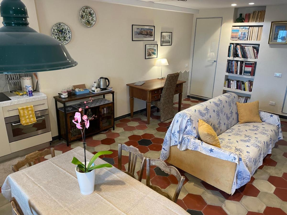 Baian Casa Vacanze Genua Buitenkant foto